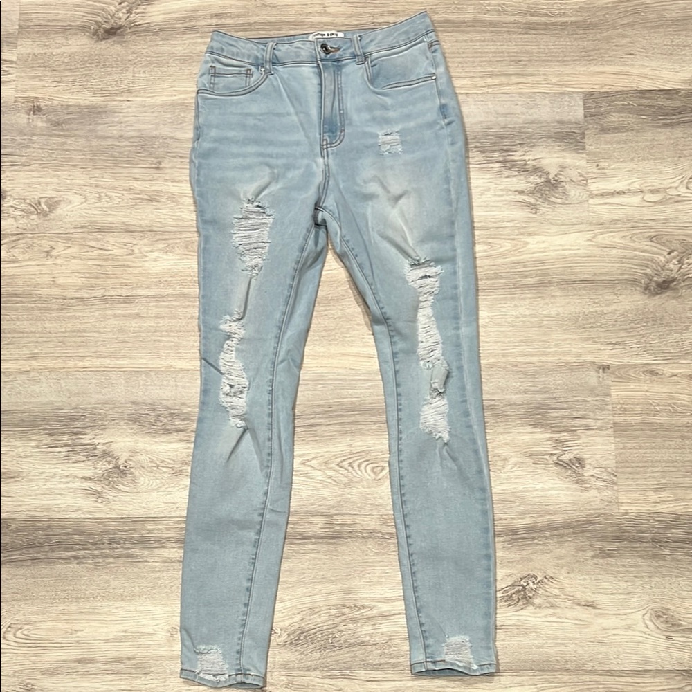 Women's Light Blue Refuge Miami  Distressed Jeans